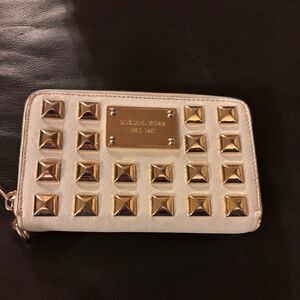 NWOT Michael kors white pyramid studded wallet